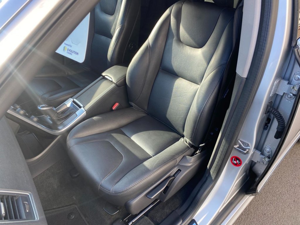 USED 2014 63 VOLVO XC60 2.4 D5 SE Lux Nav SUV 5dr Diesel Geartronic AWD Euro 5 (215 ps) FULL SERVICE HISTORY,