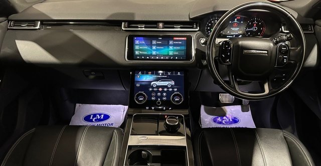 View our LAND ROVER RANGE ROVER VELAR