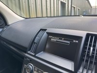 USED 2014 63 LAND ROVER FREELANDER 2 2.2 SD4 Dynamic SUV 5dr Diesel CommandShift 4WD Euro 5 (190 ps) 