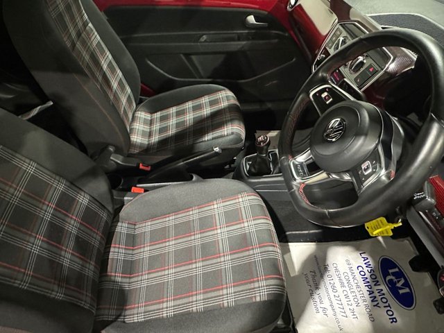 View our VOLKSWAGEN UP!