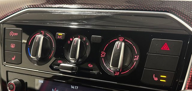 View our VOLKSWAGEN UP!