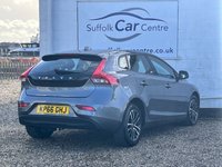 USED 2016 66 VOLVO V40 2.0 D2 Momentum Hatchback 5dr Diesel Manual Euro 6 (s/s) (120 ps) www.suffolkcarcentre.co.uk - Located at Lowestoft