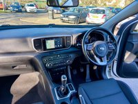 USED 2018 68 KIA SPORTAGE 1.6 GDi 2 SUV 5dr Petrol Manual Euro 6 (s/s) (130 bhp) **ULEZ Complaint Sportage With Massive Specification And Full Service History !!
