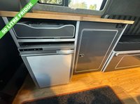 USED 2014 14 VOLKSWAGEN TRANSPORTER 2.0 TDI T30 4 BERTH LUXURY CAMPERVAN T5-1 REAR LOUNGE