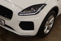 USED 2020 70 JAGUAR E-PACE 2.0 D150 R-Dynamic S SUV 5dr Diesel Manual Euro 6 (s/s) (150 ps) FANTASTIC CONDITION WITH LOW MILEAGE
