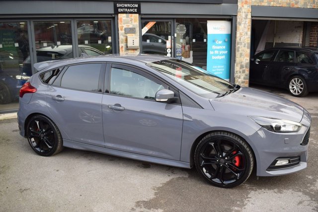 2016 16 Ford Focus 2.0T EcoBoost ST-3 Hatchback 5dr Petrol Manual Euro 6 (s/s) (250 ps)