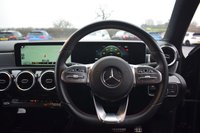 USED 2018 W MERCEDES-BENZ A-CLASS 1.3 A200 AMG Line (Executive) Hatchback 5dr Petrol 7G-DCT Euro 6 (s/s) (163 ps) FULL SERVICE HISTORY / AUTO
