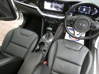 USED 2019 69 KIA NIRO 1.6 GDi 4 SUV 5dr Petrol Hybrid DCT Euro 6 (s/s) (139 bhp) ULEZ AND CAZ COMPLIANT Full Service History Dash Cam Full size Spare Wheel Satnav Sunroof 10.25" touch screen Apple Car Play Android Auto Heated Seats Ventilated Seats Heated rear seats Heated steering wheel 60/40 Seat Split Lane Assist JBL PREMIUM SOUND with Subwoofer DAB Reversing Camera Wireless phone charging 2 owners excellent service history