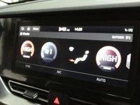 USED 2019 69 KIA NIRO 1.6 GDi 4 SUV 5dr Petrol Hybrid DCT Euro 6 (s/s) (139 bhp) ULEZ AND CAZ COMPLIANT Full Service History Dash Cam Full size Spare Wheel Satnav Sunroof 10.25" touch screen Apple Car Play Android Auto Heated Seats Ventilated Seats Heated rear seats Heated steering wheel 60/40 Seat Split Lane Assist JBL PREMIUM SOUND with Subwoofer DAB Reversing Camera Wireless phone charging 2 owners excellent service history