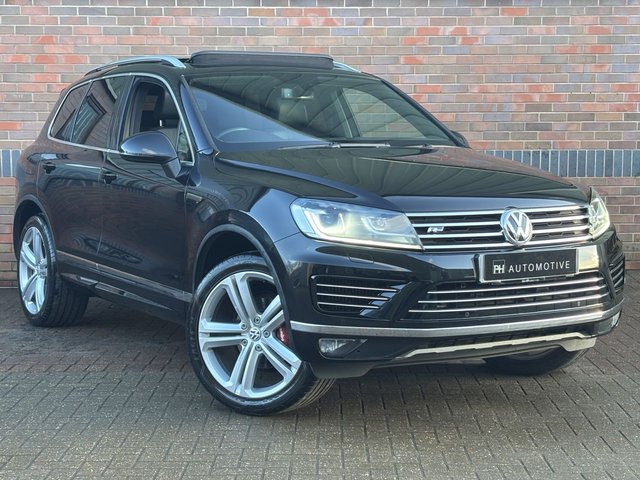 2015 65 Volkswagen Touareg 3.0 TDI V6 BlueMotion Tech R-Line SUV 5dr Diesel Tiptronic 4WD Euro 6 (s/s) (262 ps)