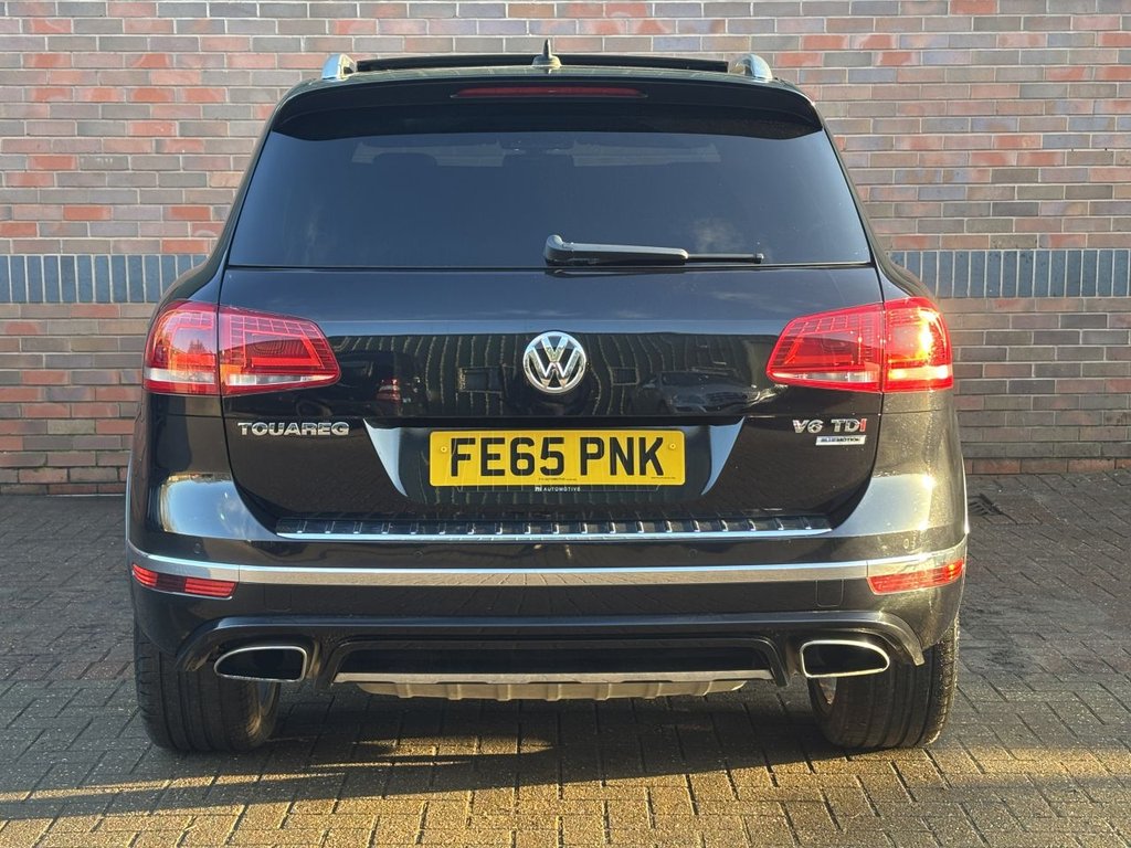 USED 2015 65 VOLKSWAGEN TOUAREG 3.0 TDI V6 BlueMotion Tech R-Line SUV 5dr Diesel Tiptronic 4WD Euro 6 (s/s) (262 ps) DYNAUDIO|PAN ROOF|TOW BAR