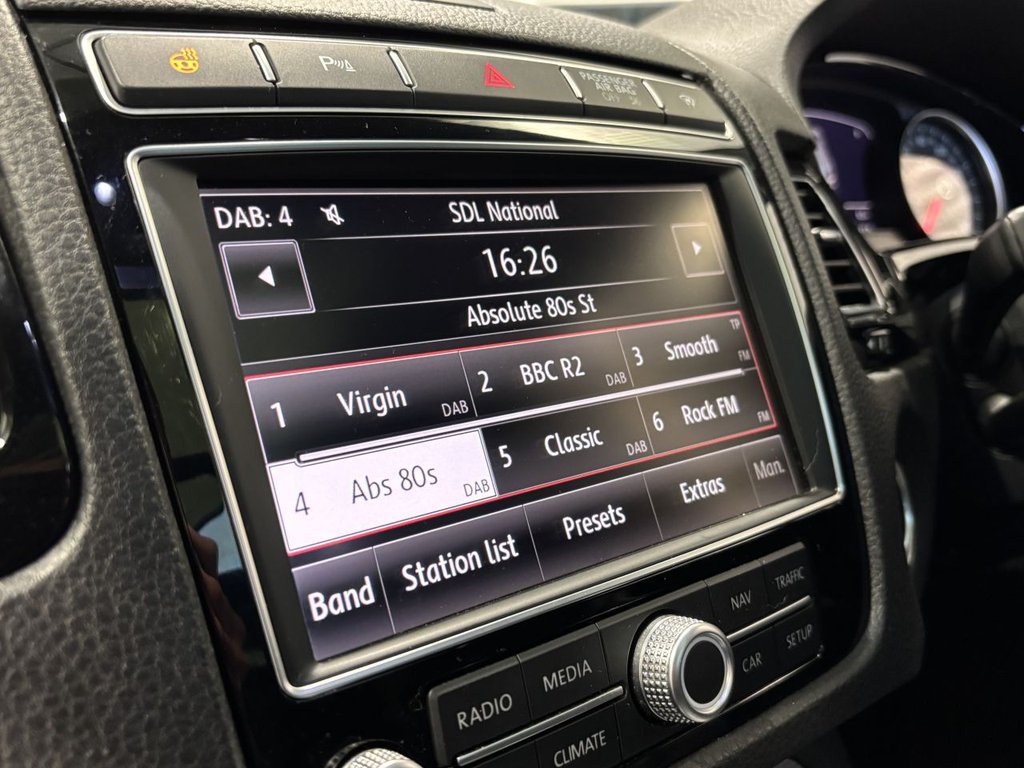 USED 2015 65 VOLKSWAGEN TOUAREG 3.0 TDI V6 BlueMotion Tech R-Line SUV 5dr Diesel Tiptronic 4WD Euro 6 (s/s) (262 ps) DYNAUDIO|PAN ROOF|TOW BAR
