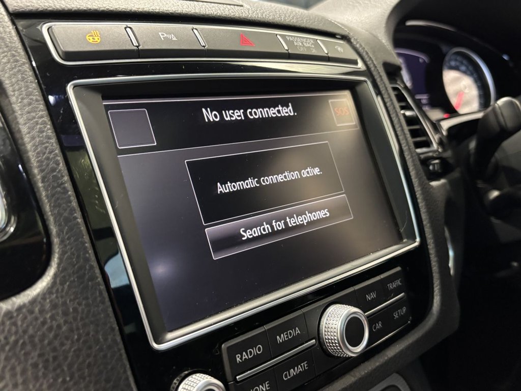 USED 2015 65 VOLKSWAGEN TOUAREG 3.0 TDI V6 BlueMotion Tech R-Line SUV 5dr Diesel Tiptronic 4WD Euro 6 (s/s) (262 ps) DYNAUDIO|PAN ROOF|TOW BAR