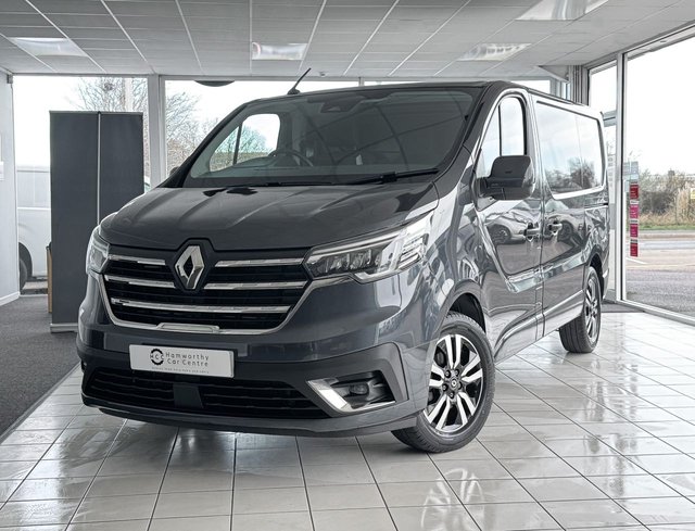 2023 23 Renault Trafic 2.0 dCi Blue 30 Extra Sport Panel Van 5dr Diesel Manual SWB Euro 6 (s/s) (150 ps)