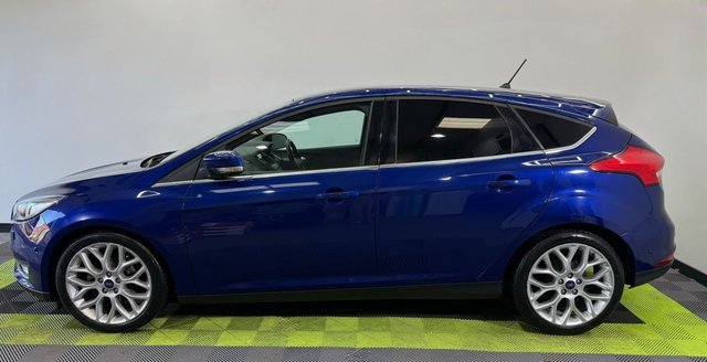 2017 FORD FOCUS - Photo 7