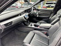 USED 2020 20 AUDI E-TRON 55 Launch Edition Sportback 5dr Electric Auto quattro 95kWh (408 ps) ** RAC BUYSURE INSPECTED **