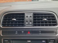 USED 2015 65 VOLKSWAGEN POLO 1.2 TSI BlueMotion Tech SE Hatchback 3dr Petrol Manual Euro 6 (s/s) (90 ps) 
