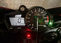 USED 2003 53 YAMAHA R1  www.sellingyourbike.co.uk 