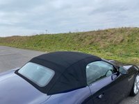 USED 2013 63 JAGUAR F-TYPE 3.0 V6 Convertible 2dr Petrol Auto Euro 5 (s/s) (340 ps) DARK SAPPHIRE BLUE METALLIC WITH A CREAM LEATHER INTERIOR - JUST 13,000 MILES FROM NEW - HEATED SEATS