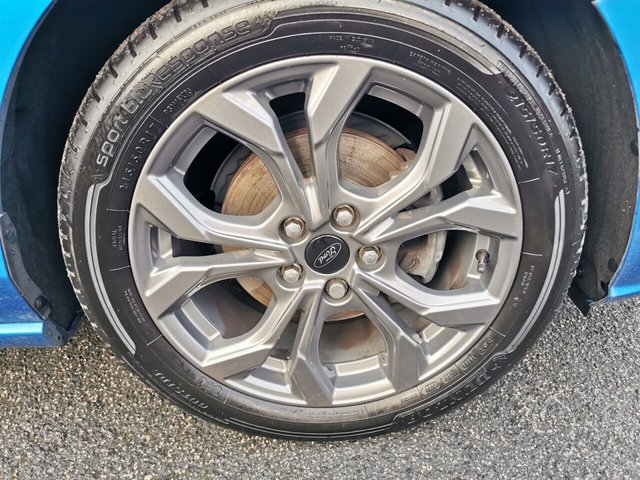 2022 FORD FOCUS - Photo 9