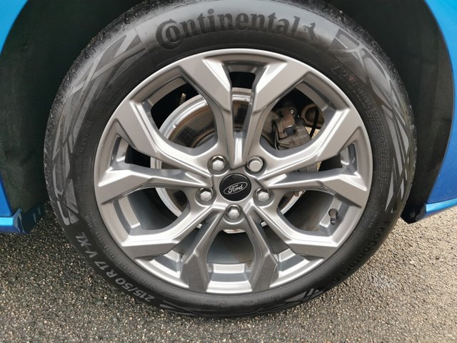 2022 FORD FOCUS - Photo 11