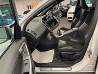 USED 2015 65 VOLVO XC60 2.0 D4 R-Design Nav SUV 5dr Diesel Manual Euro 6 (s/s) (190 ps) UK DELIVERY FLAT FEE &pound;175 (SUBJECT TO DEAL) *OVER 100 IMAGES ON OUR WEBSITE*BESPOKE FINANCE ARRANGED*PART EXCHANGE WELCOME*ALL VEHICLES HPI CLEAR