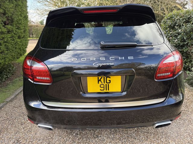 2014 PORSCHE CAYENNE - Photo 9