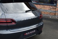 USED 2018 PORSCHE MACAN 3.6T V6 Turbo Performance SUV 5dr Petrol PDK 4WD Euro 6 (s/s) (440 ps) PAN ROOF / BLACK PACK / PDLS