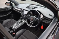 USED 2018 PORSCHE MACAN 3.6T V6 Turbo Performance SUV 5dr Petrol PDK 4WD Euro 6 (s/s) (440 ps) PAN ROOF / BLACK PACK / PDLS