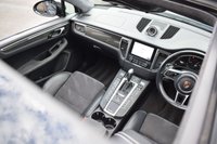 USED 2018 PORSCHE MACAN 3.6T V6 Turbo Performance SUV 5dr Petrol PDK 4WD Euro 6 (s/s) (440 ps) PAN ROOF / BLACK PACK / PDLS