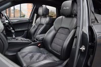 USED 2018 PORSCHE MACAN 3.6T V6 Turbo Performance SUV 5dr Petrol PDK 4WD Euro 6 (s/s) (440 ps) PAN ROOF / BLACK PACK / PDLS