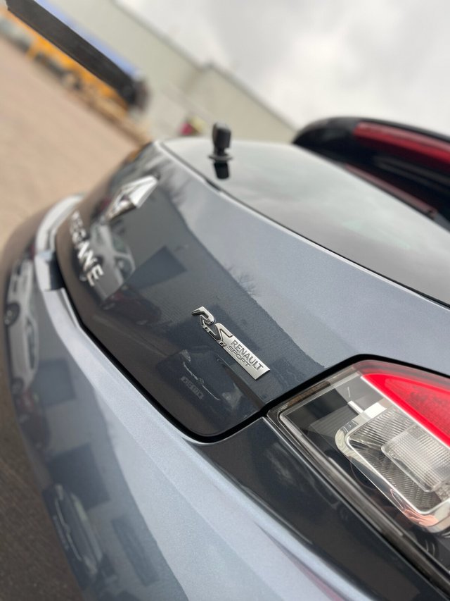 View our RENAULT MEGANE