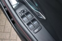 USED 2019 69 JAGUAR E-PACE D150 2.0 CHEQUERED FLAG AWD 4 NEW TYRES DIGI DASH HEATED SEATS
