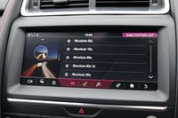 USED 2019 69 JAGUAR E-PACE D150 2.0 CHEQUERED FLAG AWD 4 NEW TYRES DIGI DASH HEATED SEATS