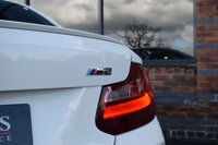 USED 2017 17 BMW M2 3.0i Coupe 2dr Petrol DCT Euro 6 (s/s) (370 ps) SUNROOF / H&K / VISIBILITY PK