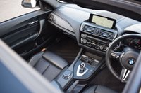 USED 2017 17 BMW M2 3.0i Coupe 2dr Petrol DCT Euro 6 (s/s) (370 ps) SUNROOF / H&K / VISIBILITY PK