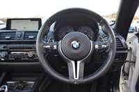 USED 2017 17 BMW M2 3.0i Coupe 2dr Petrol DCT Euro 6 (s/s) (370 ps) SUNROOF / H&K / VISIBILITY PK