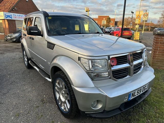 2009 59 Dodge Nitro 2.8 CRD SXT SUV 5dr Diesel Manual (228 g/km, 176 bhp)