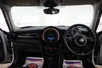 USED 2015 65 MINI HATCH 1.5 Cooper Hatchback 5dr Petrol Manual Euro 6 (s/s) (136 ps) PACKED WITH &pound;3,000 WORTH OF EXTRAS!!