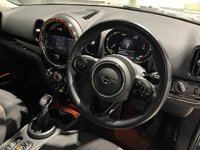 USED 2021 70 MINI COUNTRYMAN 1.5 10kWh Cooper SE Classic SUV 5dr Petrol Plug-in Hybrid Auto ALL4 Euro 6 (s/s) (222 ps) 