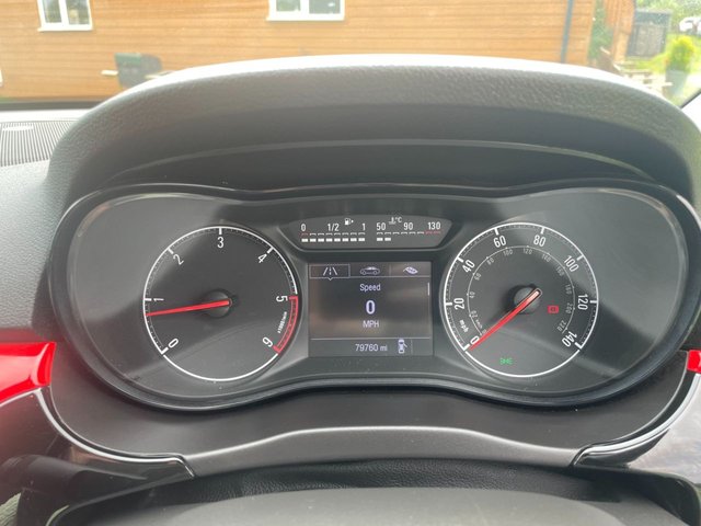 2015 VAUXHALL CORSA - Photo 4