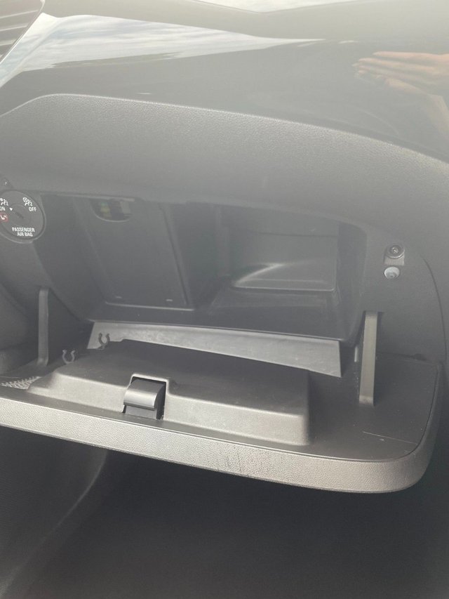 2015 VAUXHALL CORSA - Photo 9