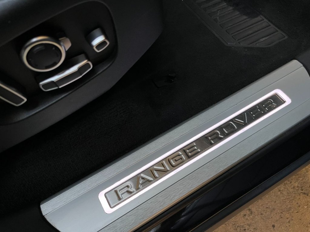 USED 2020 70 LAND ROVER RANGE ROVER SPORT 3.0 D300 MHEV Autobiography Dynamic SUV 5dr Diesel Auto 4WD Euro 6 (s/s) (300 ps) 