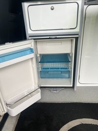 USED 2021 21 VOLKSWAGEN TRANSPORTER 4 BERTH LUXURY CAMPERVAN DSG AUTOMATIC WITH TAILGATE  FULLY UPHOLSTERED SEATS