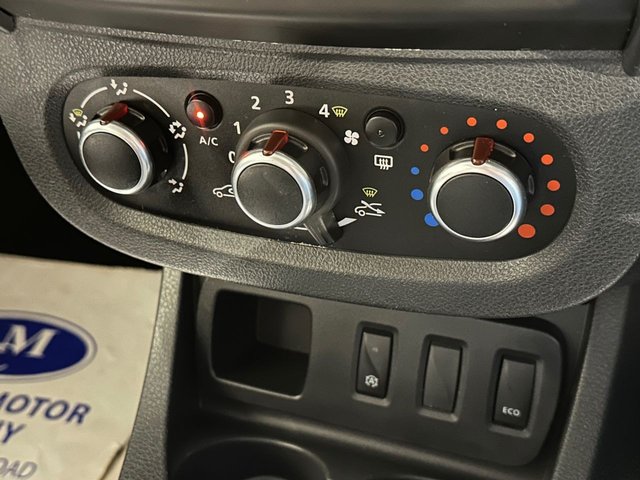 View our DACIA DUSTER