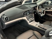USED 2017 17 MERCEDES-BENZ SL 3.0 SL400 V6 AMG Line Roadster 2dr Petrol G-Tronic+ Euro 6 (s/s) (367 ps) 1 OWNER FROM NEW ONLY 7K MILES + EXTEREMLY RARE 7,000 MILES SL!