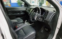 USED 2020 20 MITSUBISHI OUTLANDER 2.4h TwinMotor 13.8kWh Dynamic SUV 5dr Petrol Plug-in Hybrid CVT 4WD Euro 6 (s/s) (224 ps) 4WD APP SAT NAV HEATED LEATHER SEATS CRUISE CONTROL REAR VIEW CAMERA 1 OWNER EXCELLENT SERVICE HISTORY WARRANTY