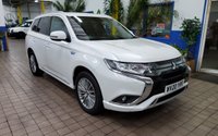 USED 2020 20 MITSUBISHI OUTLANDER 2.4h TwinMotor 13.8kWh Dynamic SUV 5dr Petrol Plug-in Hybrid CVT 4WD Euro 6 (s/s) (224 ps) 4WD APP SAT NAV HEATED LEATHER SEATS CRUISE CONTROL REAR VIEW CAMERA 1 OWNER EXCELLENT SERVICE HISTORY WARRANTY