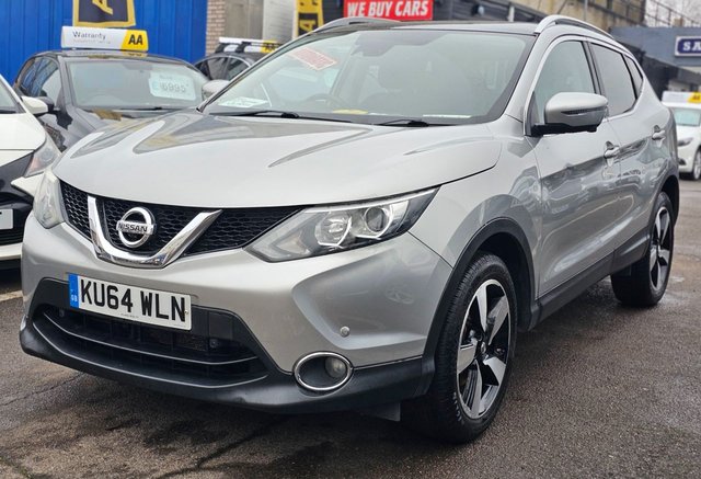 View our NISSAN QASHQAI