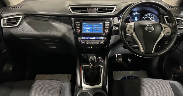 View our NISSAN QASHQAI